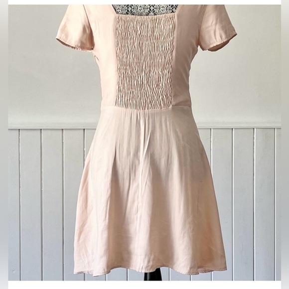 Zara V-Neck Short Sleeve Smocked Mini Dress Size M - Picture 7 of 10